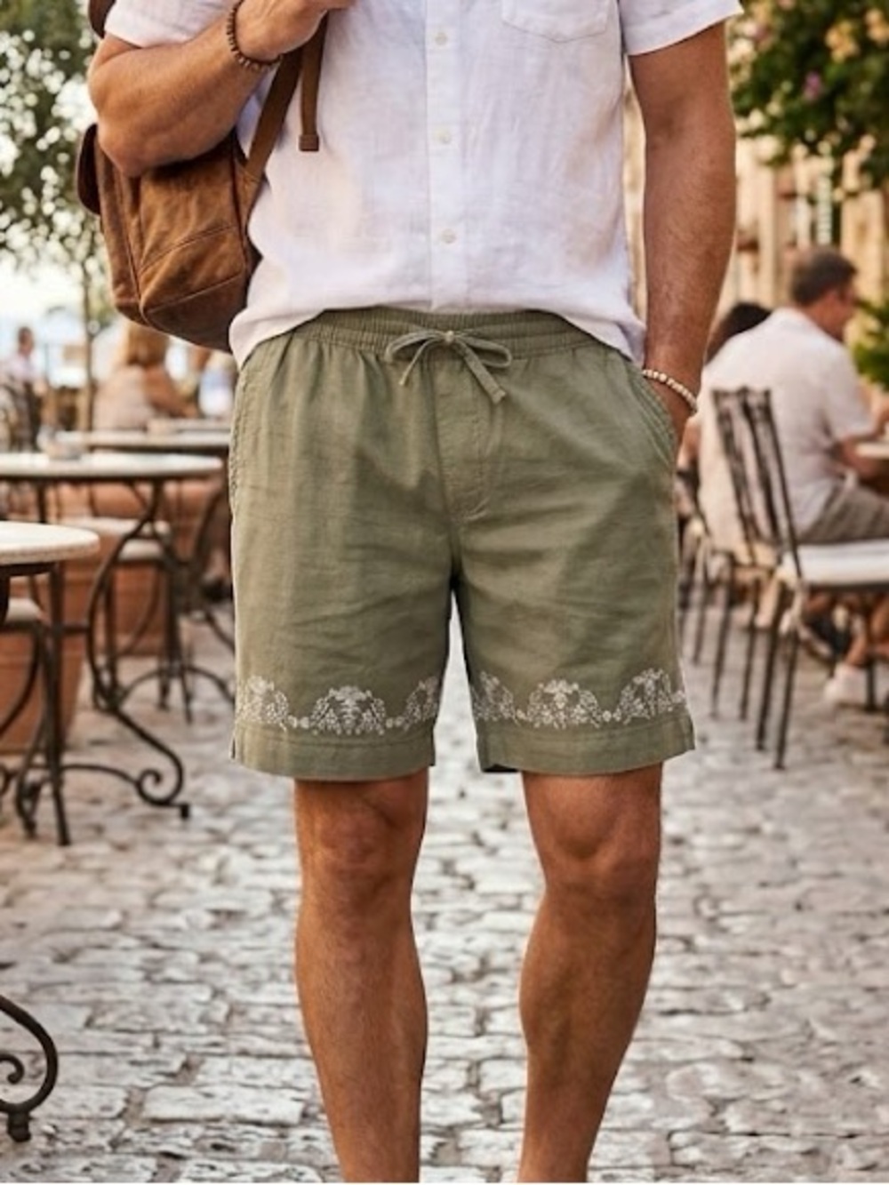 Abercrombie & Fitch Embroidered Pull On Shorts in Olive Green